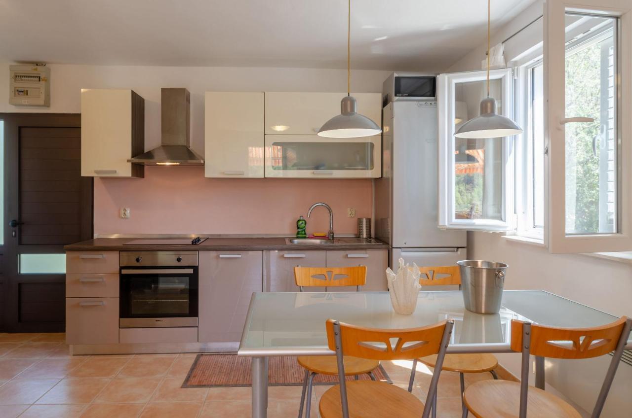 Apartment Tanja Vela Luka Buitenkant foto