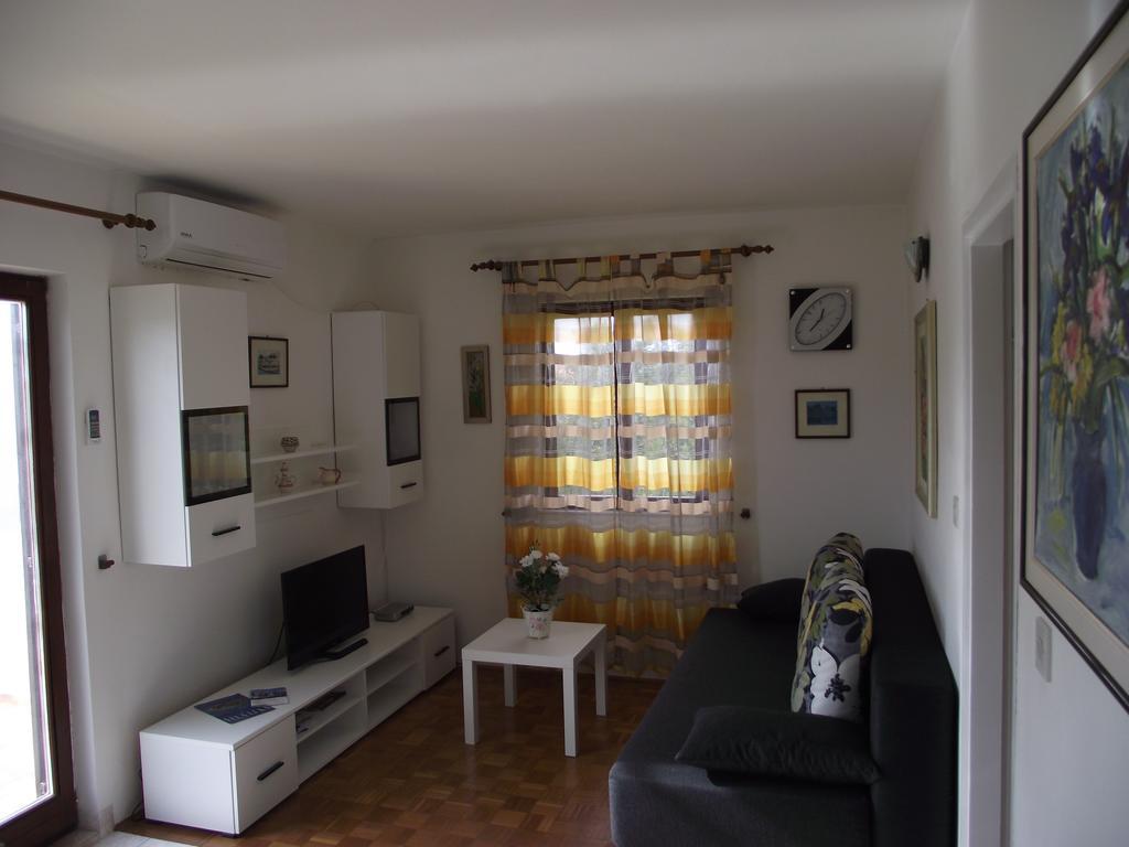 Apartment Tanja Vela Luka Buitenkant foto